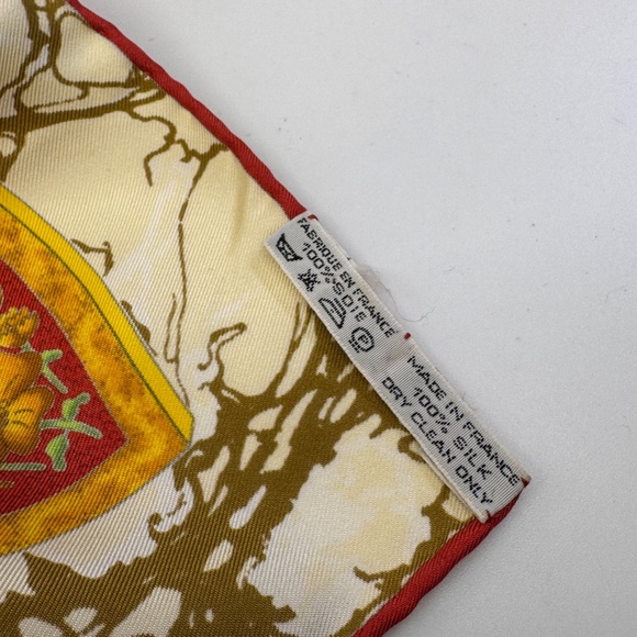 Vintage Hermes "Carpe Diem" Silk Scarf Carre 90, by Joachim Metz in 1994 - Picture 3 of 9